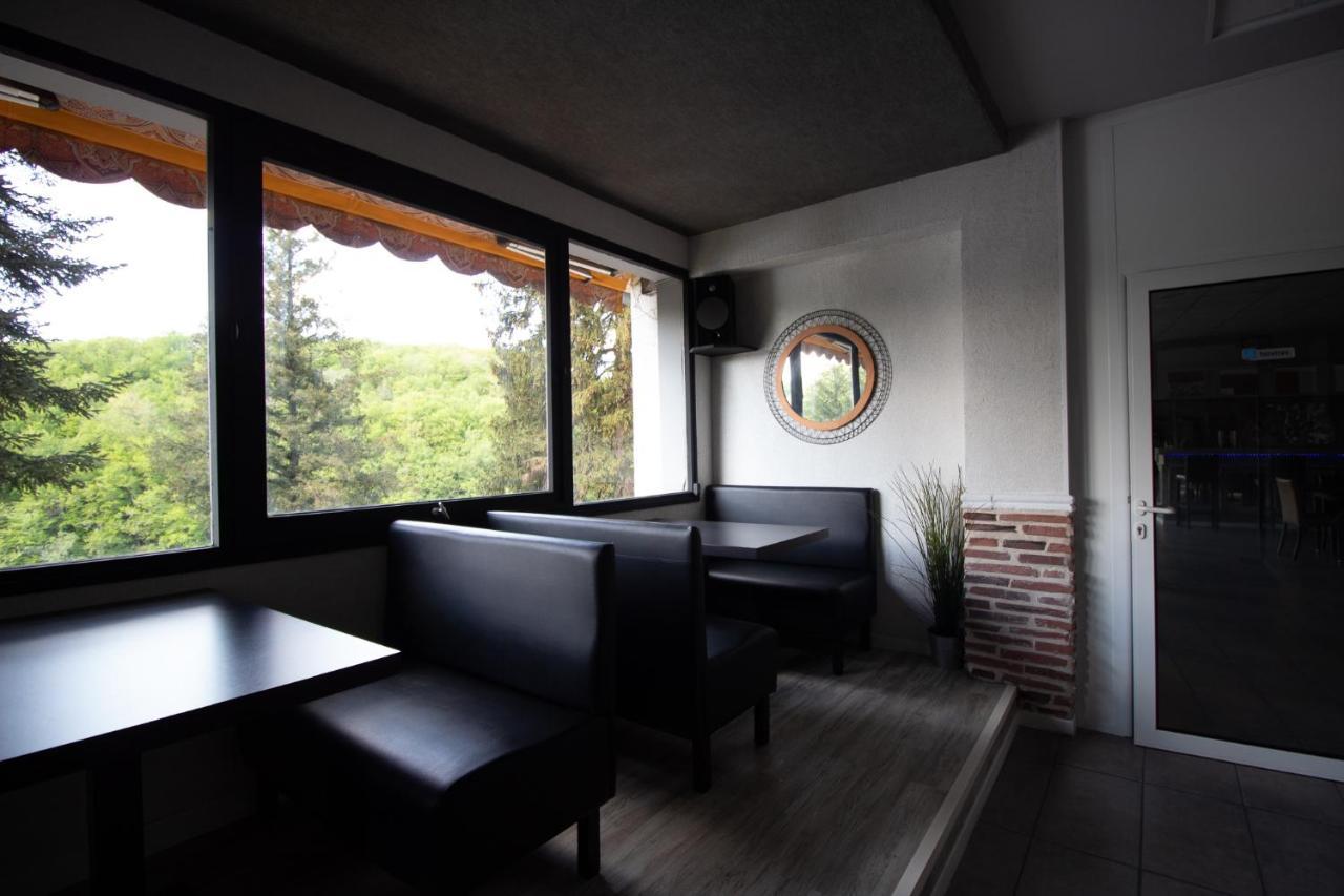 Le Chalet Du Lac Le Chatenet-en-Dognon Exteriér fotografie