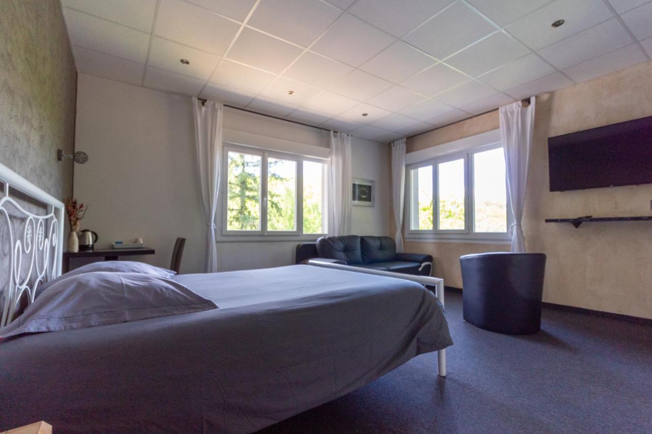 Le Chalet Du Lac Le Chatenet-en-Dognon Exteriér fotografie